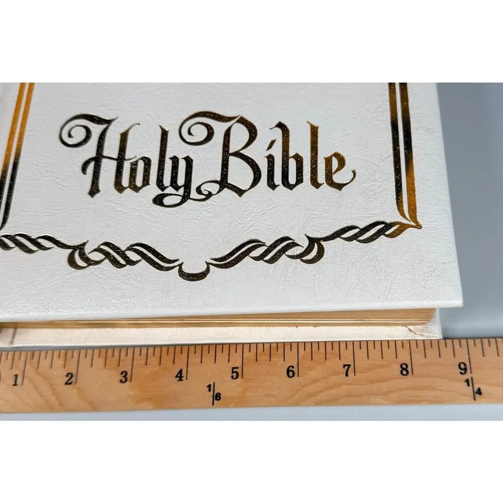 Vintage 1978 Regency Holy Bible KJV Red Letter Illustrated White Gold Gilt Jesus